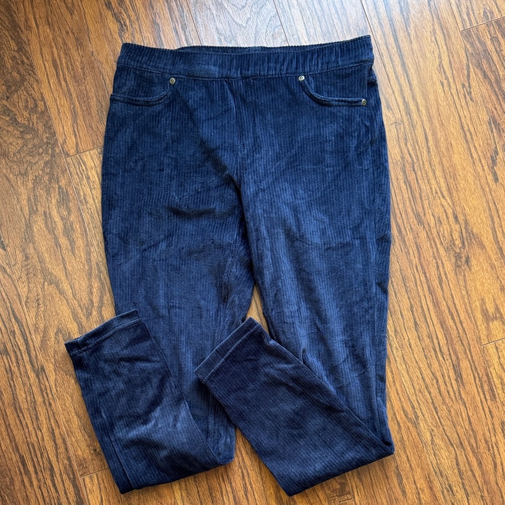 HUE Blue Corduroy Leggings